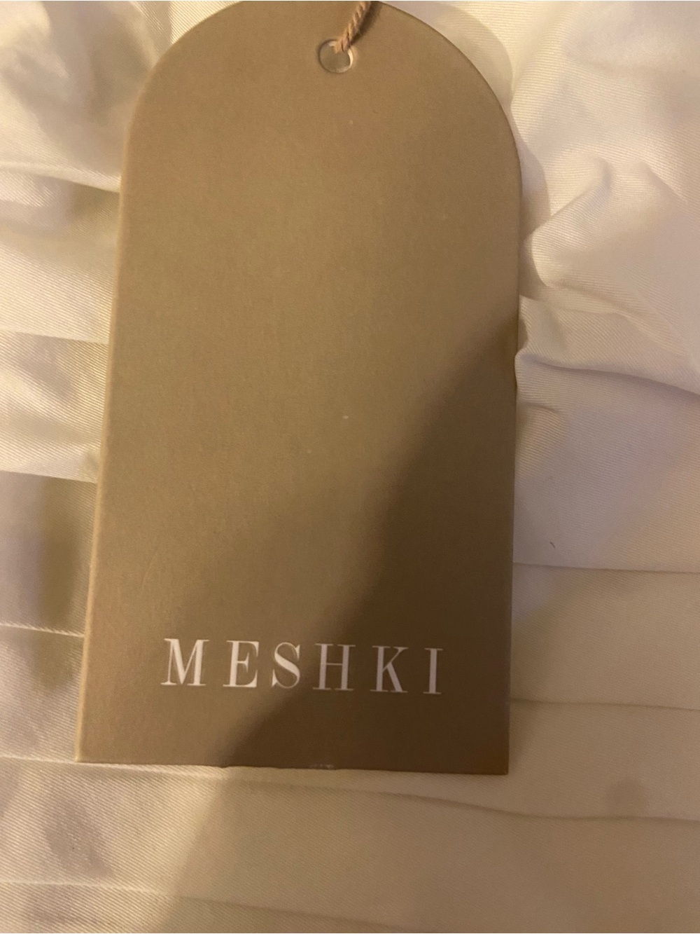 Meshki Cream-Tan Branded Hang Tag